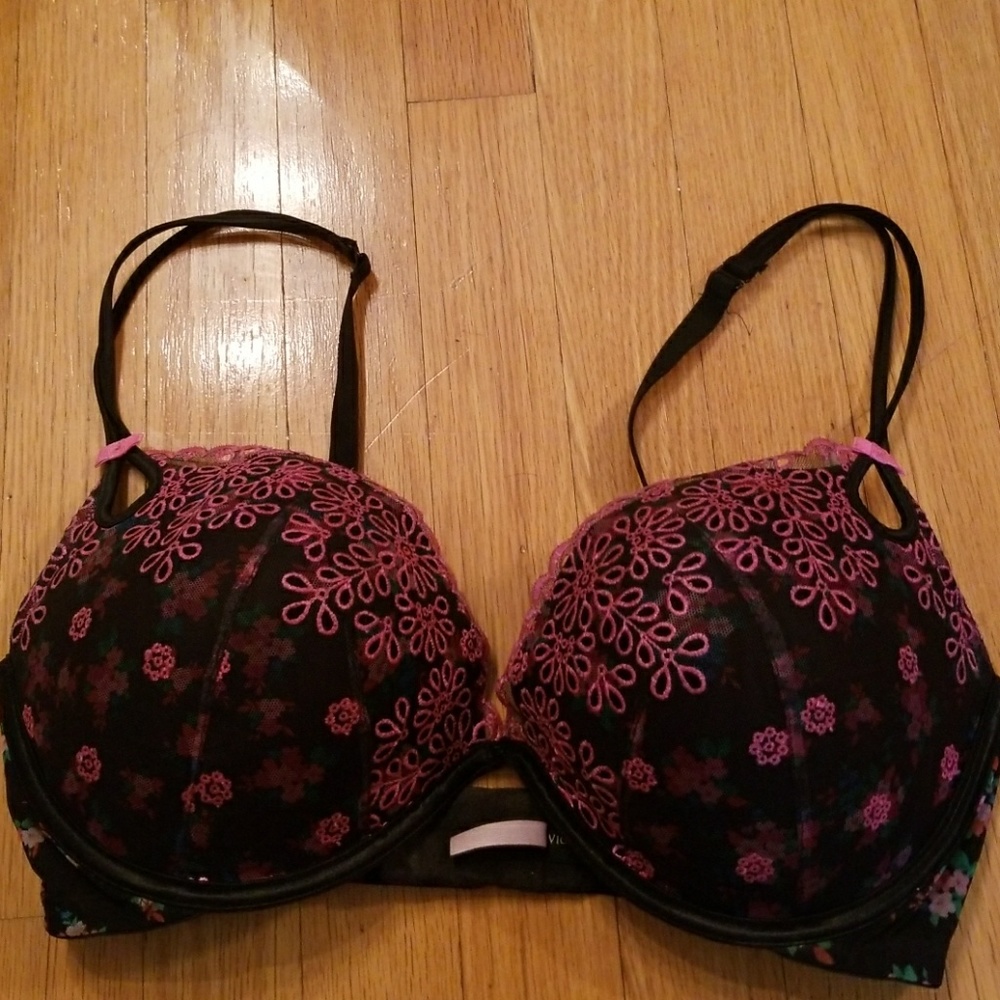 PINK BY VICTORIA SECRET BRA